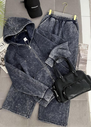 Спортивный костюм 2360544