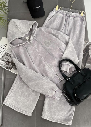 Спортивный костюм 2360547