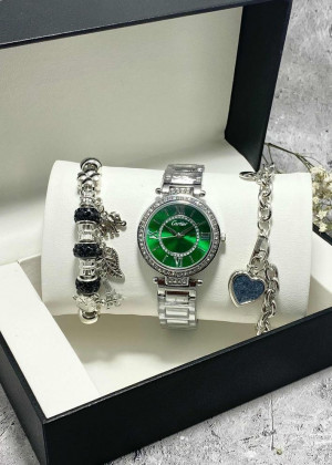 Подарочный набор для женщин часы, 2 браслета + коробка 2361517