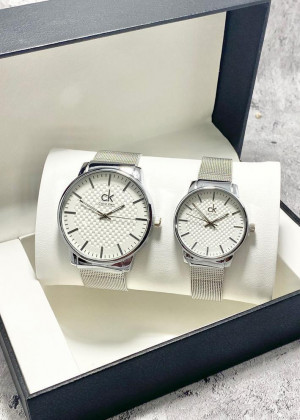 Подарочный набор часы для мужчин и для женщин + коробка 2361579