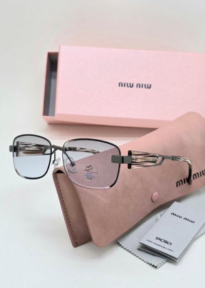 Набор женские солнцезащитные очки, коробка, чехол + салфетки 2362360