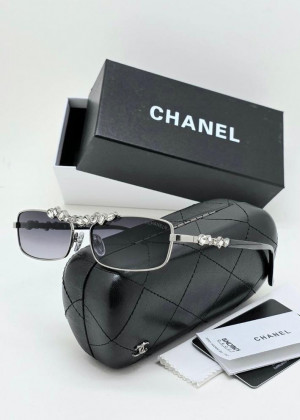 Набор женские солнцезащитные очки, коробка, чехол + салфетки 2362401