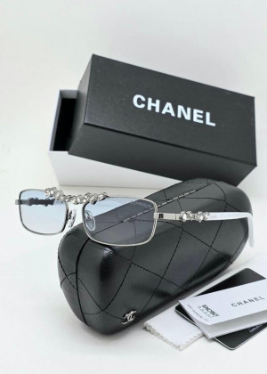 Набор женские солнцезащитные очки, коробка, чехол + салфетки 2362404