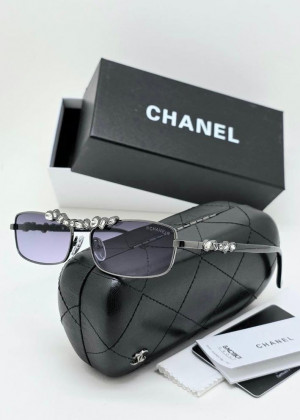 Набор женские солнцезащитные очки, коробка, чехол + салфетки 2362407