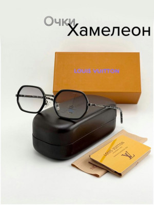 Набор женские солнцезащитные очки, коробка, чехол + салфетки 2369714