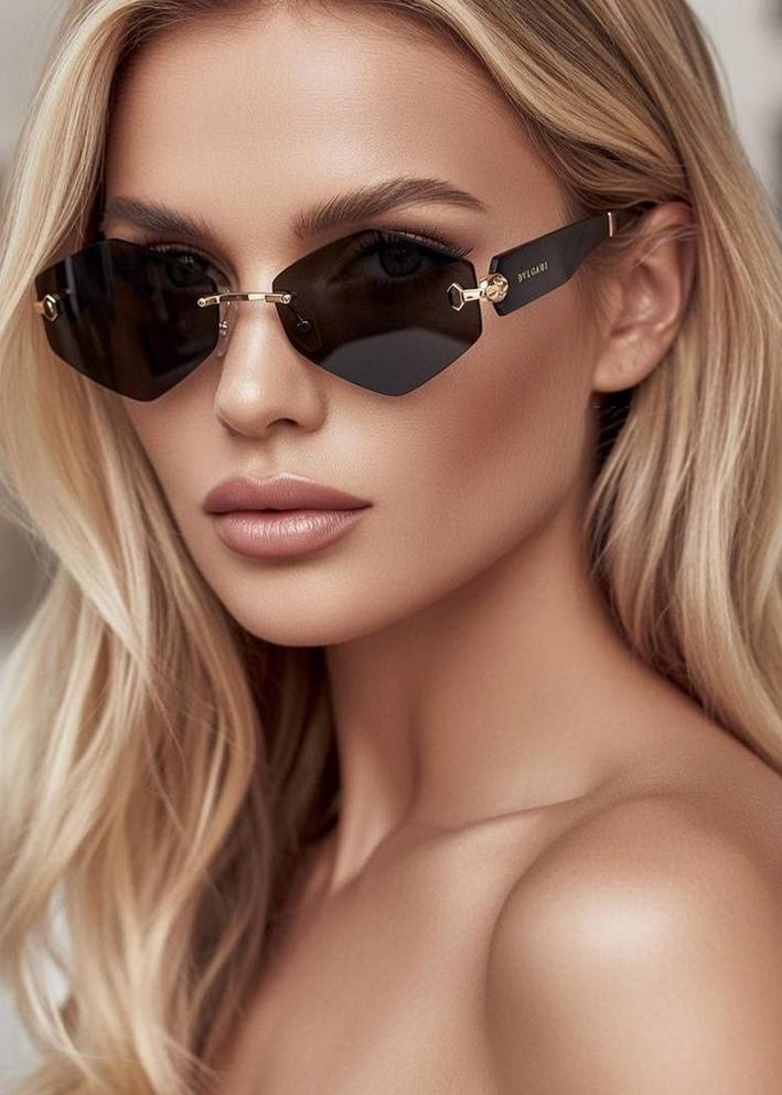 Набор женские солнцезащитные очки, коробка, чехол + салфетки 