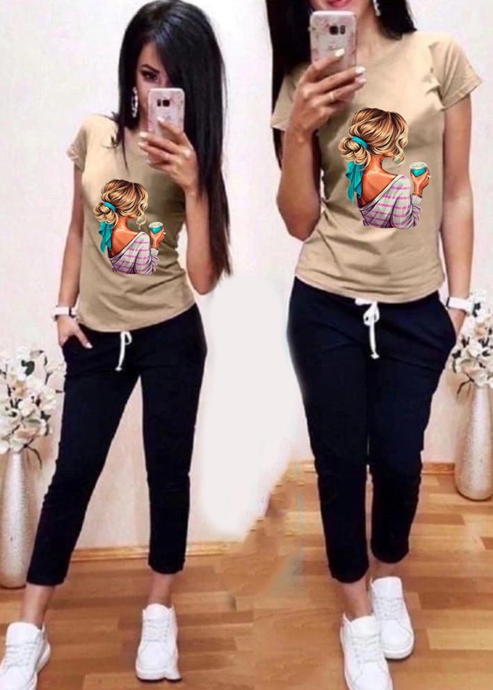 Спортивный костюм 