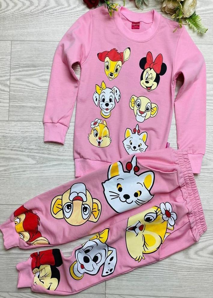 Спортивный костюм 