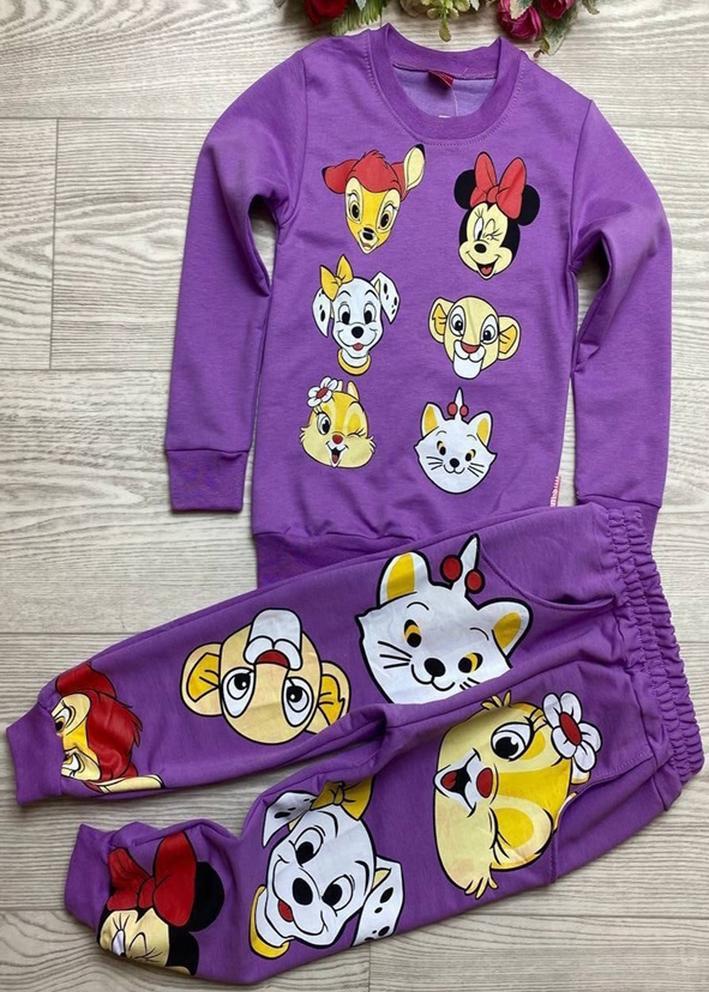 Спортивный костюм 