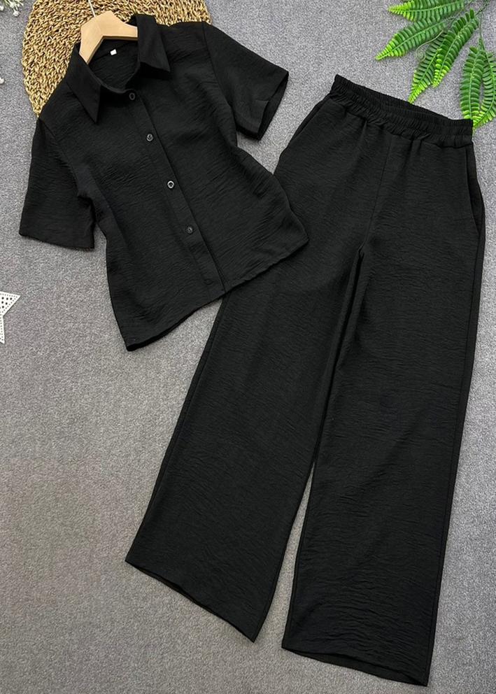 Костюм (блузка и брюки) 