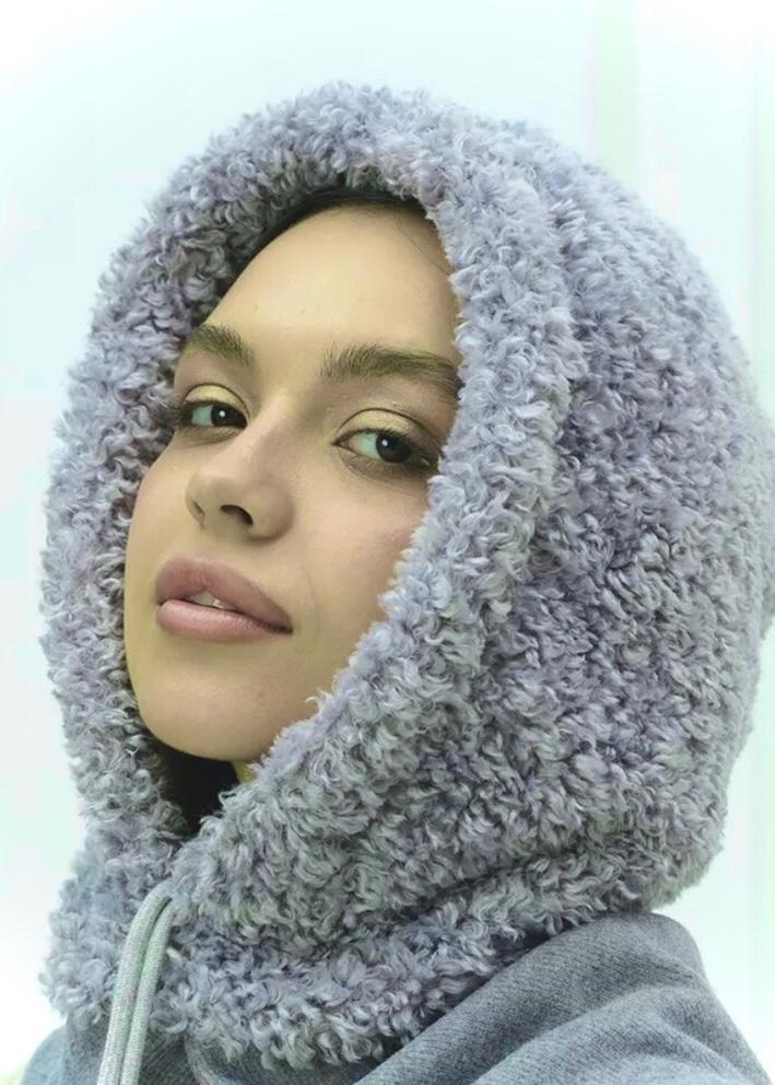 Шапка - капюшон 