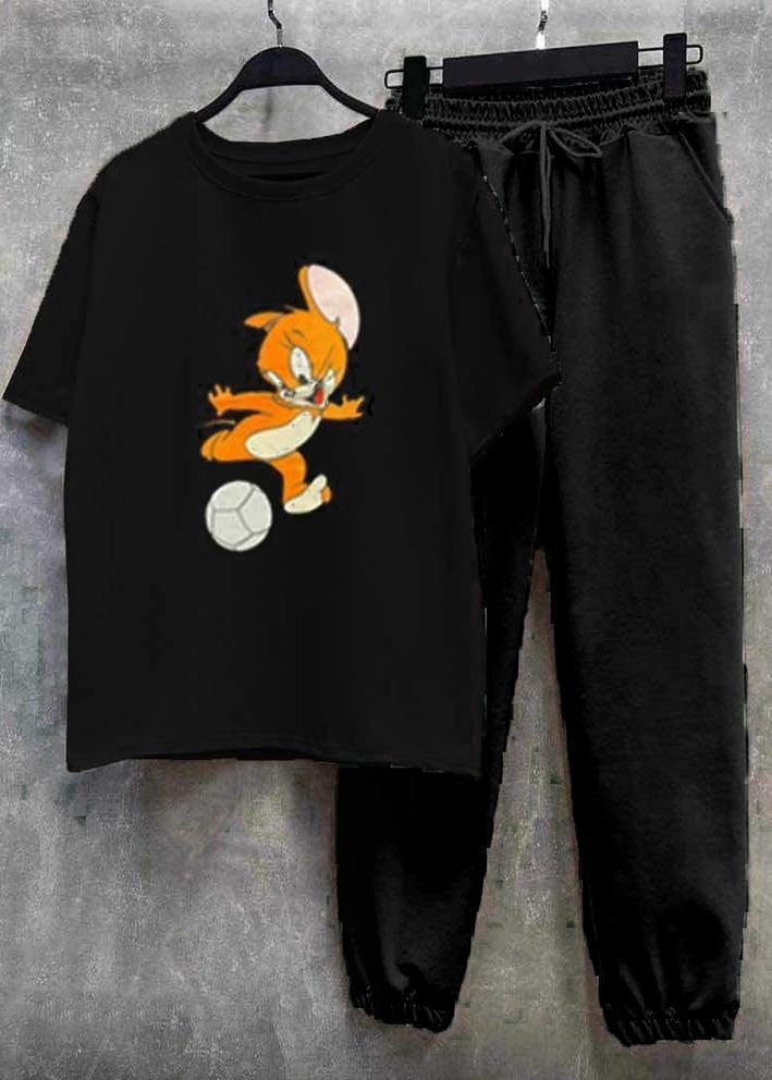 Спортивный костюм 