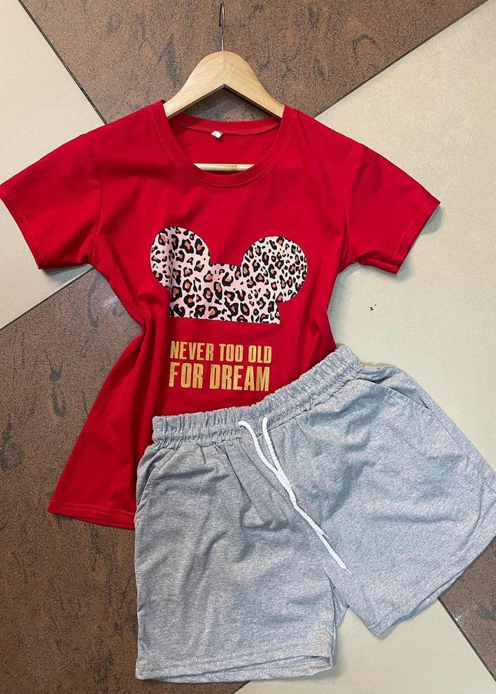 Спортивный костюм 