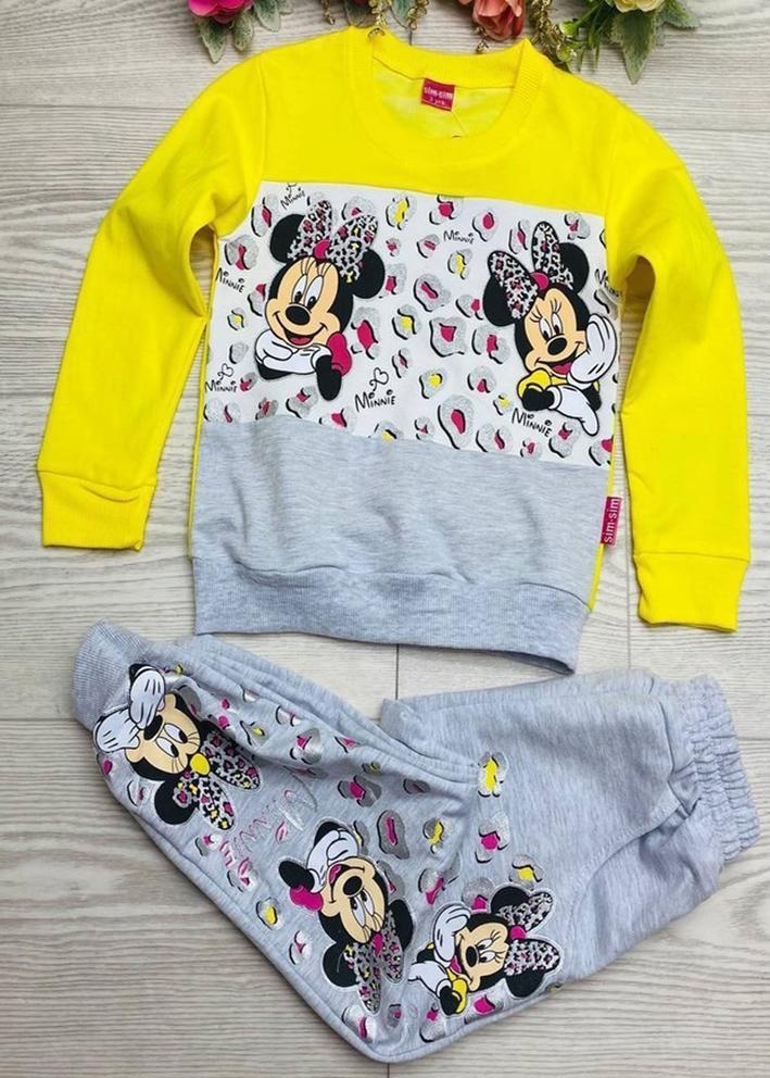 Спортивный костюм 