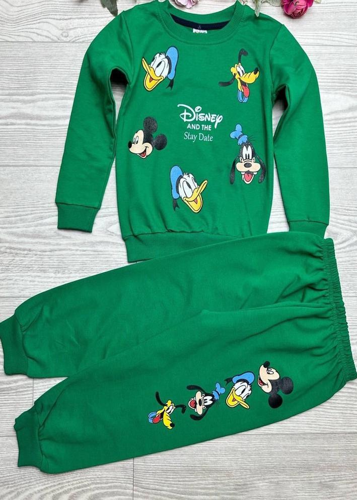 Спортивный костюм 