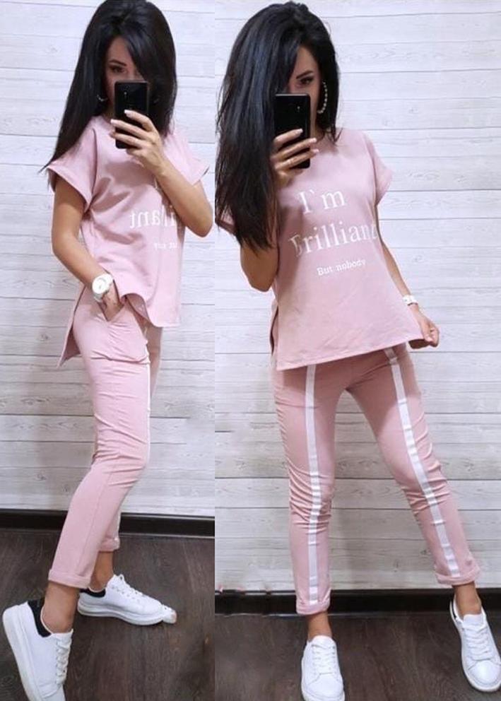 Спортивный костюм 