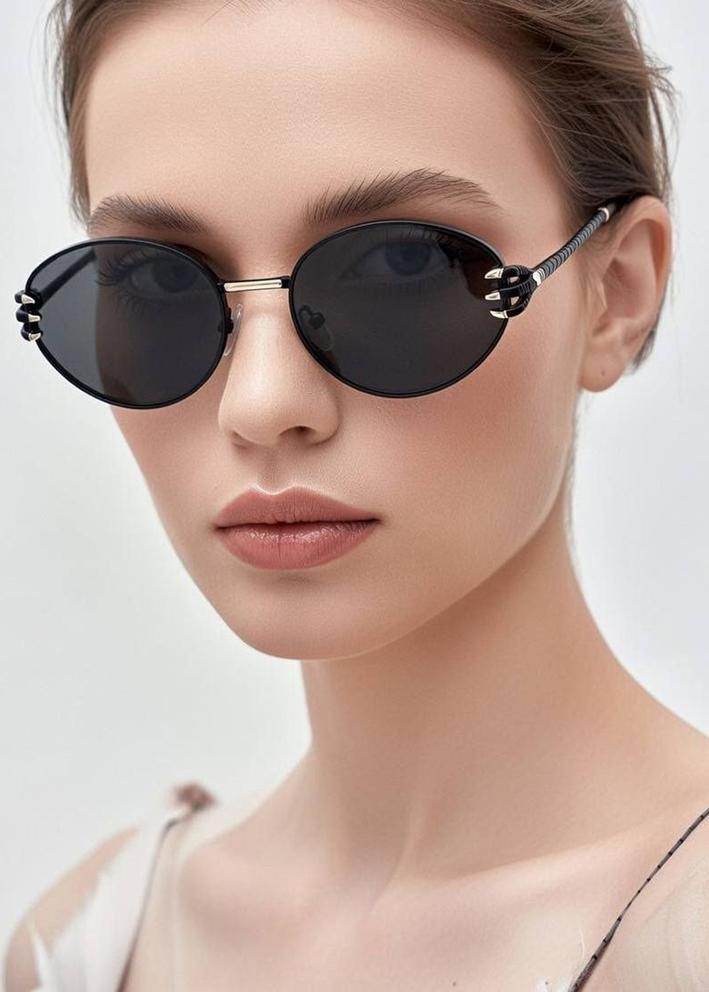 Женские солнцезащитные очки 