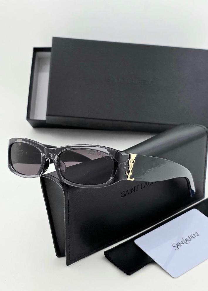 Женские солнцезащитные очки 