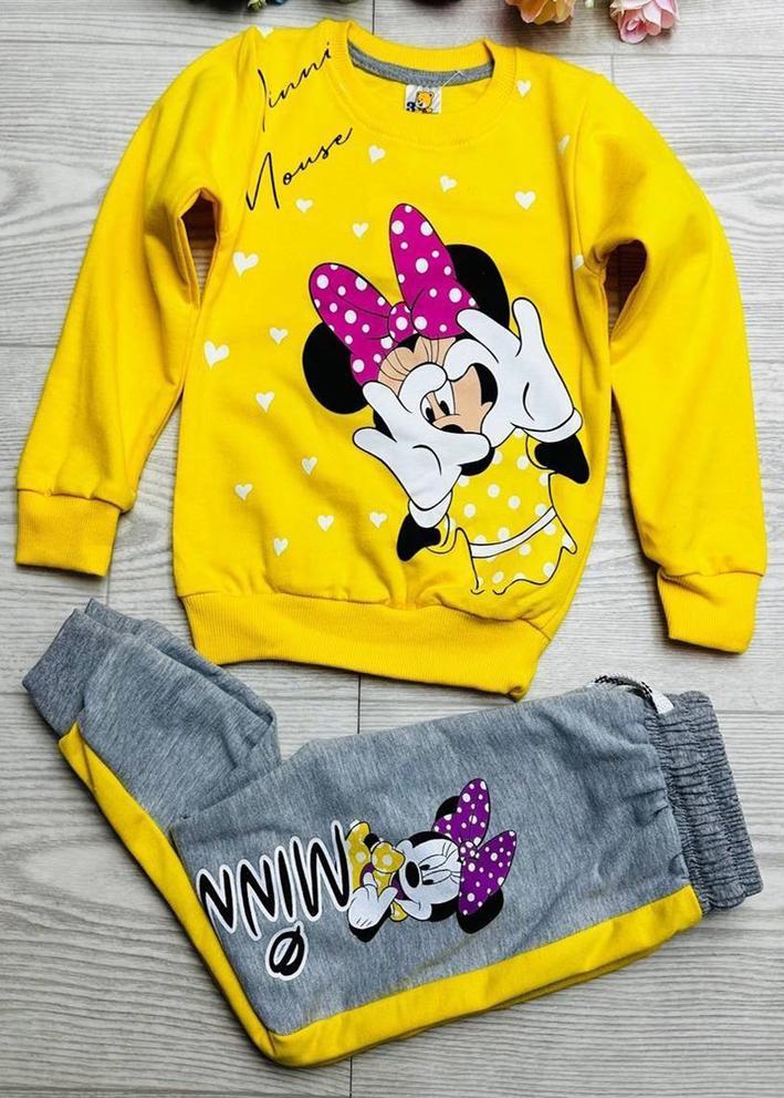 Спортивный костюм 