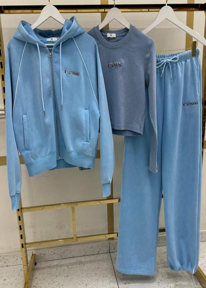 Спортивный костюм 