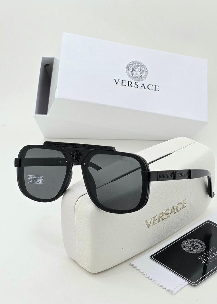 Мужские солнцезащитные очки 