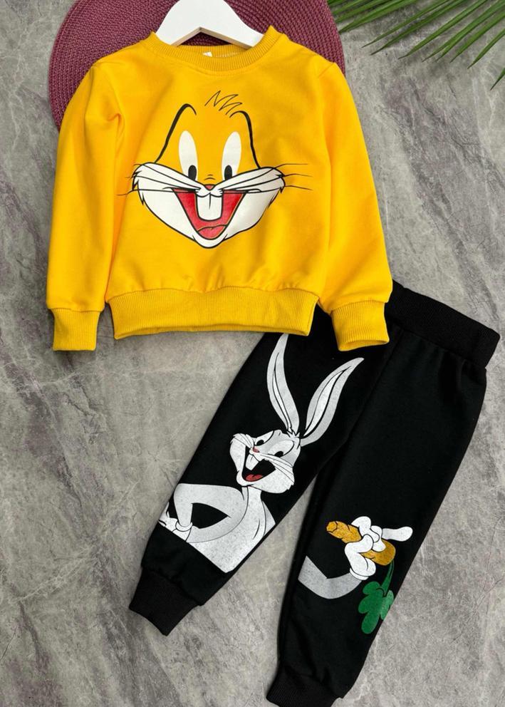 Спортивный костюм 