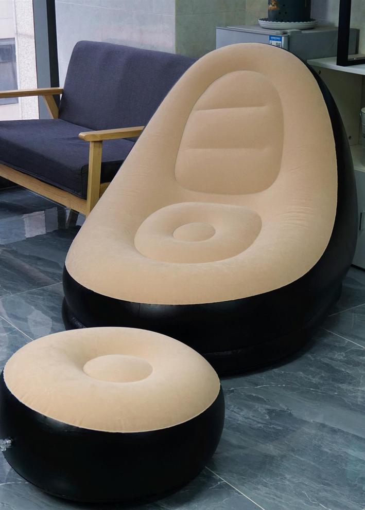 Надувное кресло с пуфом для отдыха 